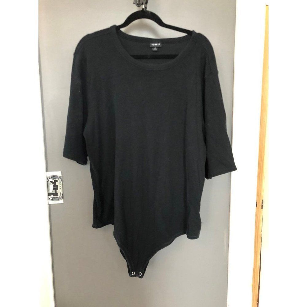 Torrid size 5 5x solid black body suit top